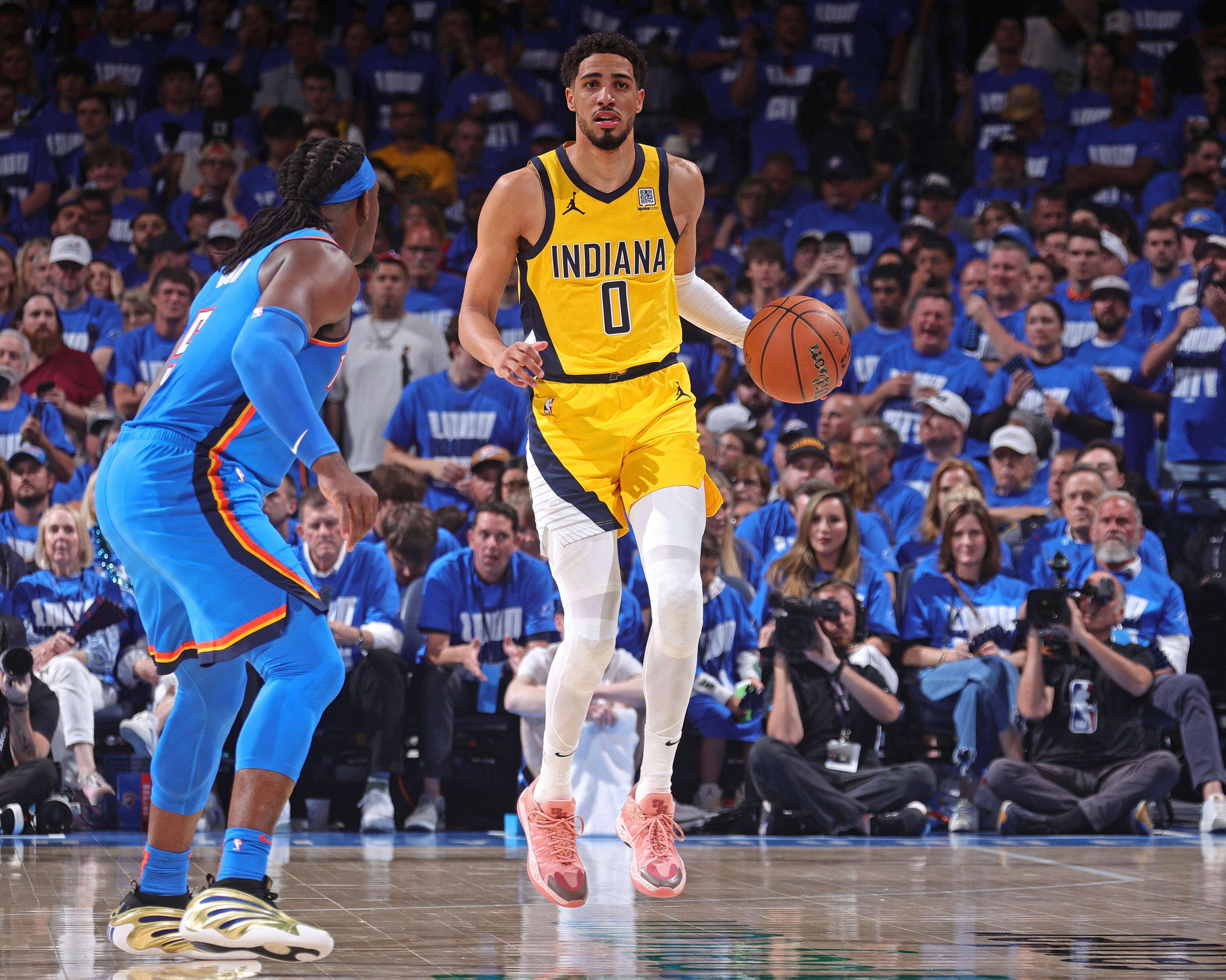 爵士队预备赛冷静应对，联赛备战有序的简单介绍