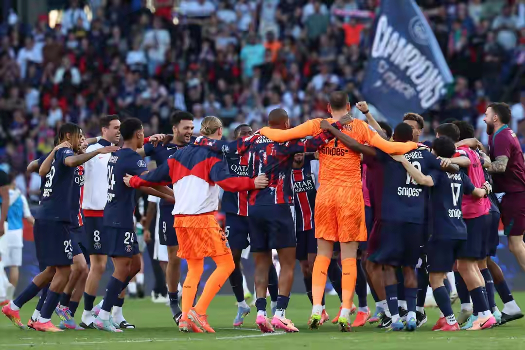 关于轻松取胜毫不费力，法甲球队表现抢眼的信息