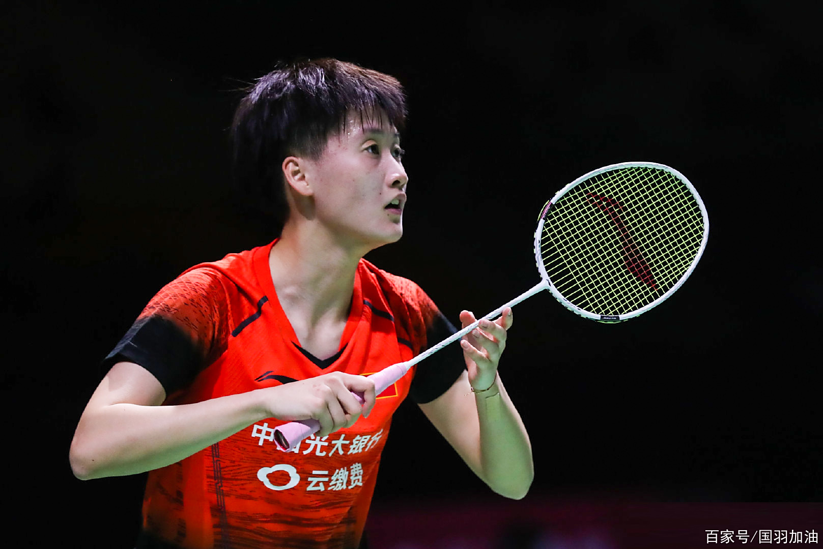 中国羽毛球队横扫丹麦羽毛球队，陶菲克制霸全场的简单介绍