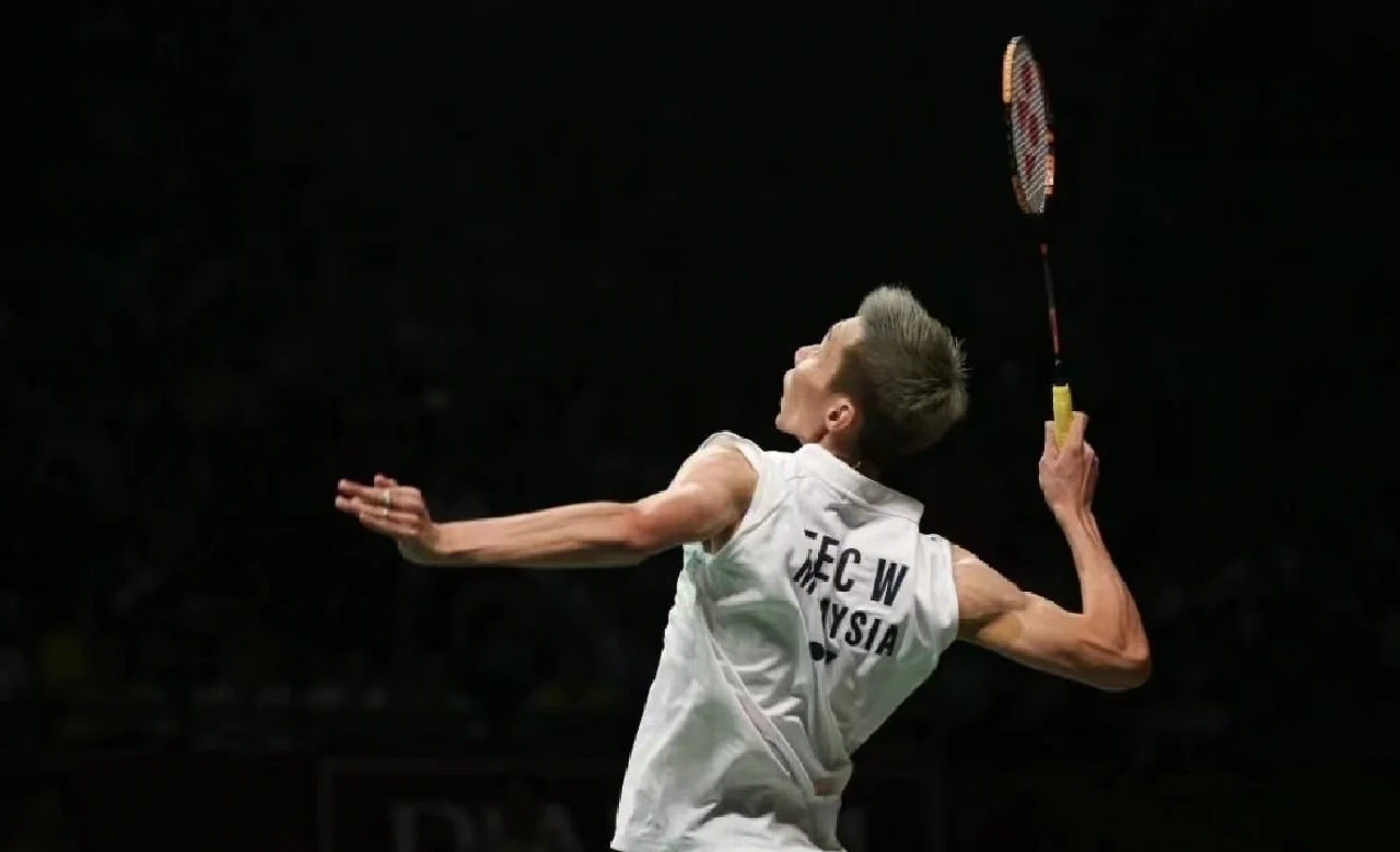 关于泰国羽毛球队横扫英格兰羽毛球队，李宗伟高光表现的信息