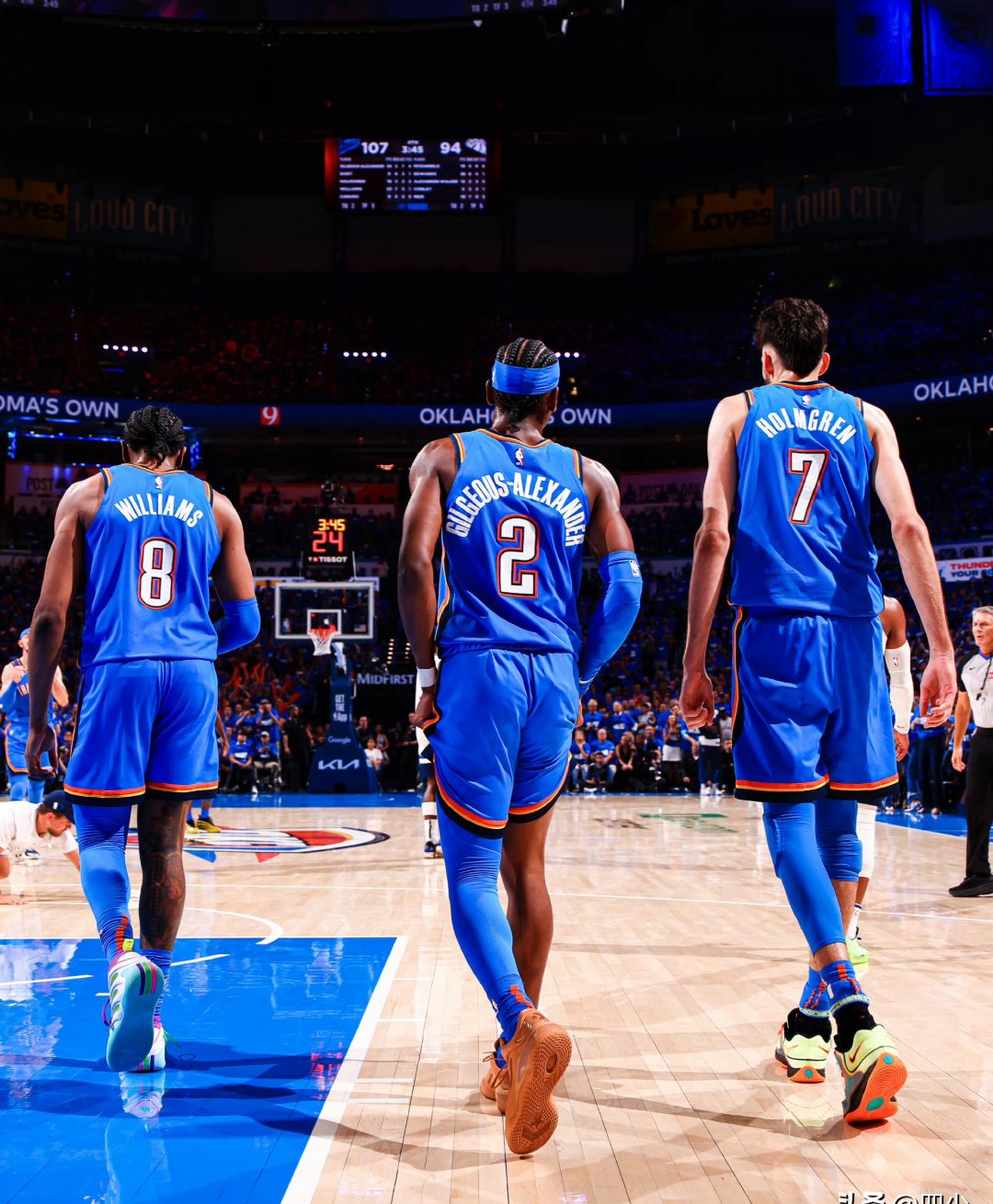 法国男篮完胜雷霆，巴恩斯关键制胜