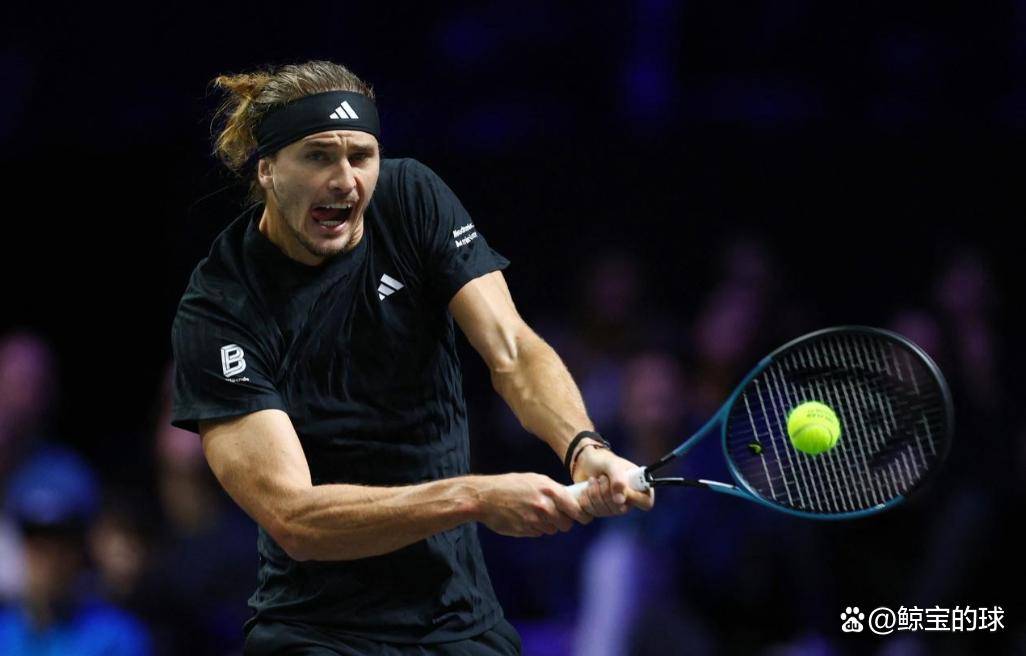 包含美网完胜法网，兹维列夫点燃赛场的词条