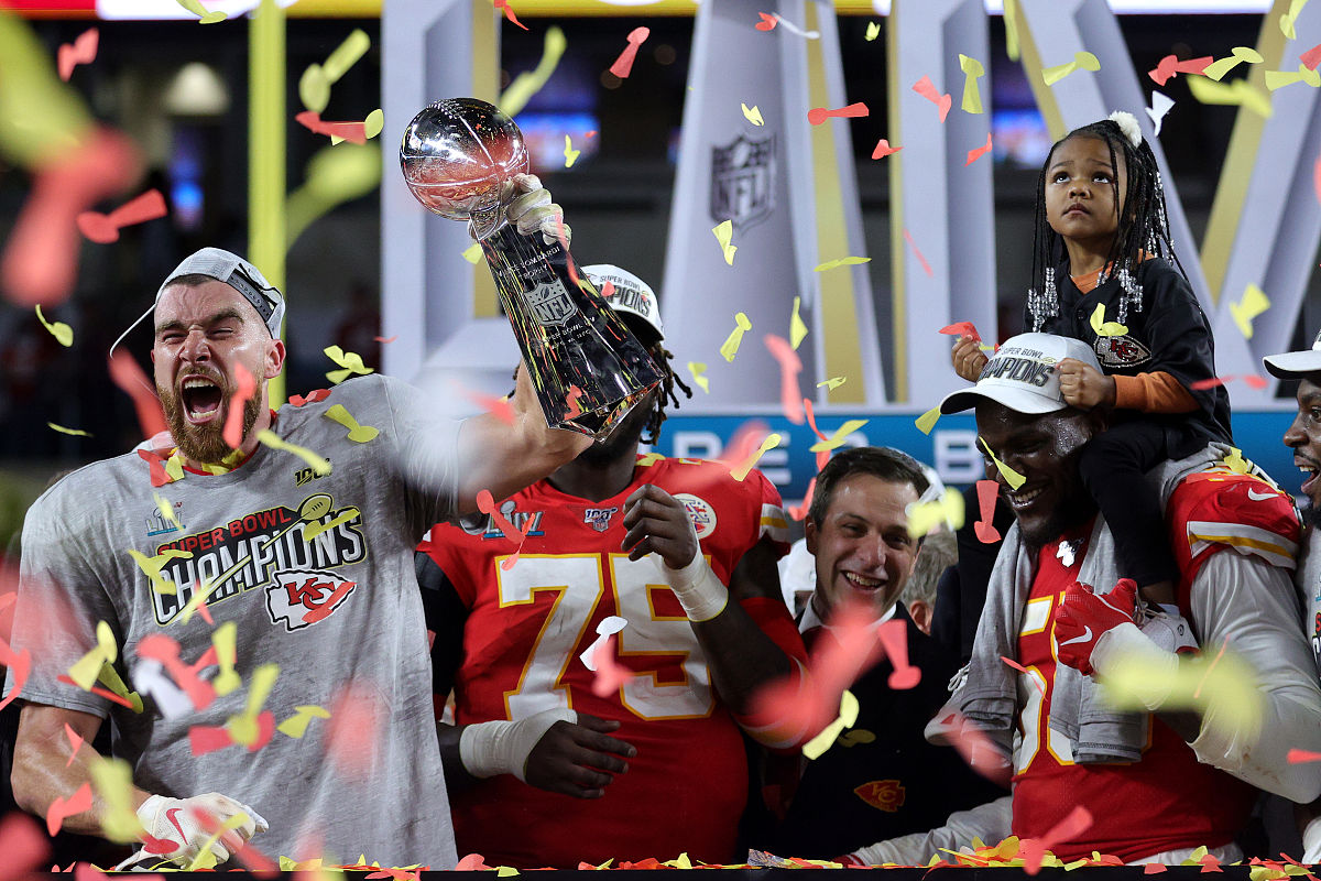 联合杯横扫年终总决赛，辛纳刷新纪录