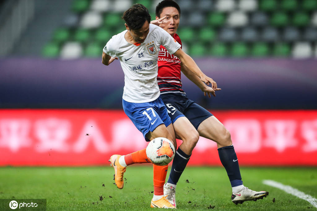 包含重庆力帆主场逆转山东鲁能,取胜意得意满的词条 包含重庆力帆主场逆转山东鲁能,取胜意得意满的词条