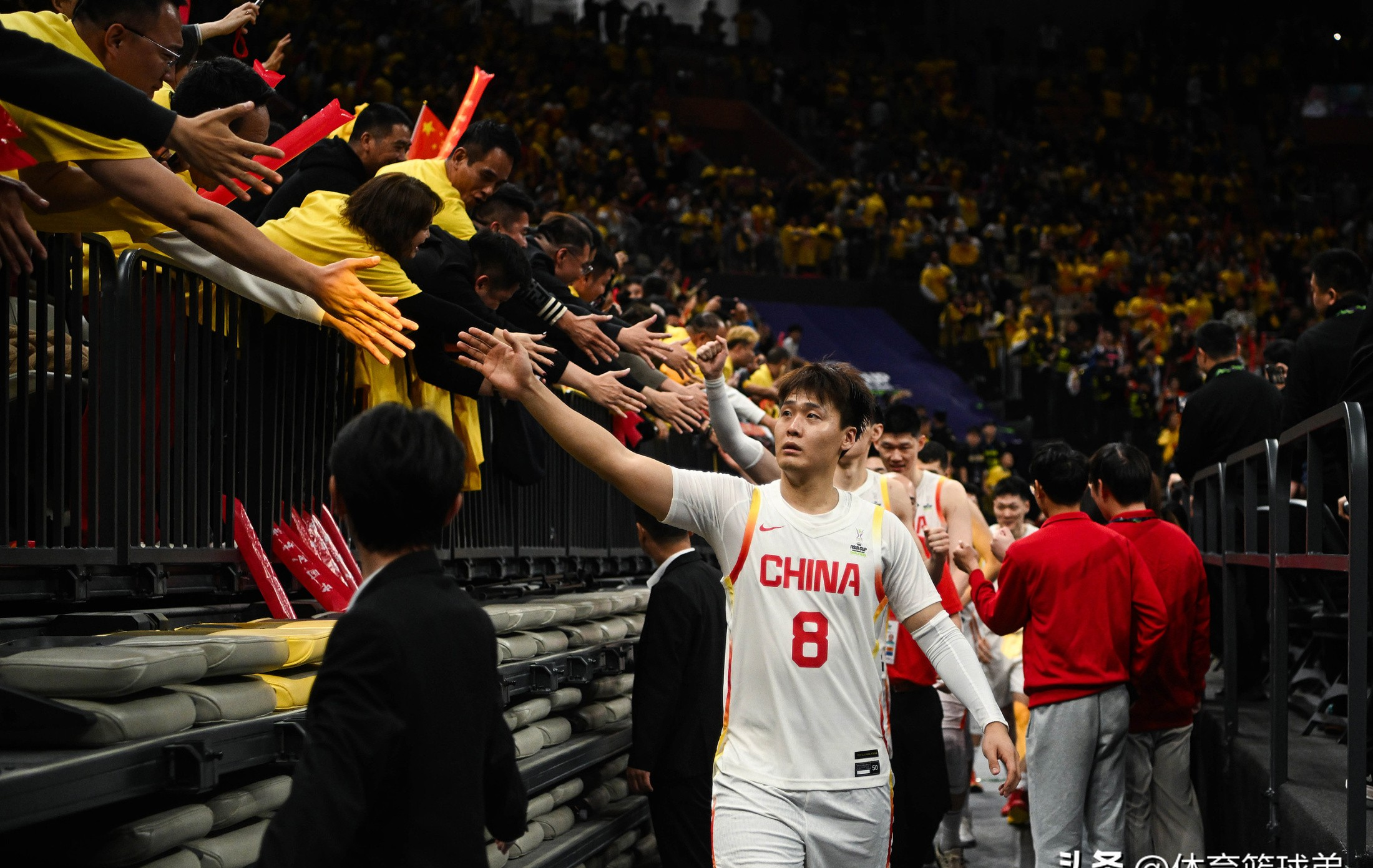 球员战斗力超群，助球队获胜的简单介绍