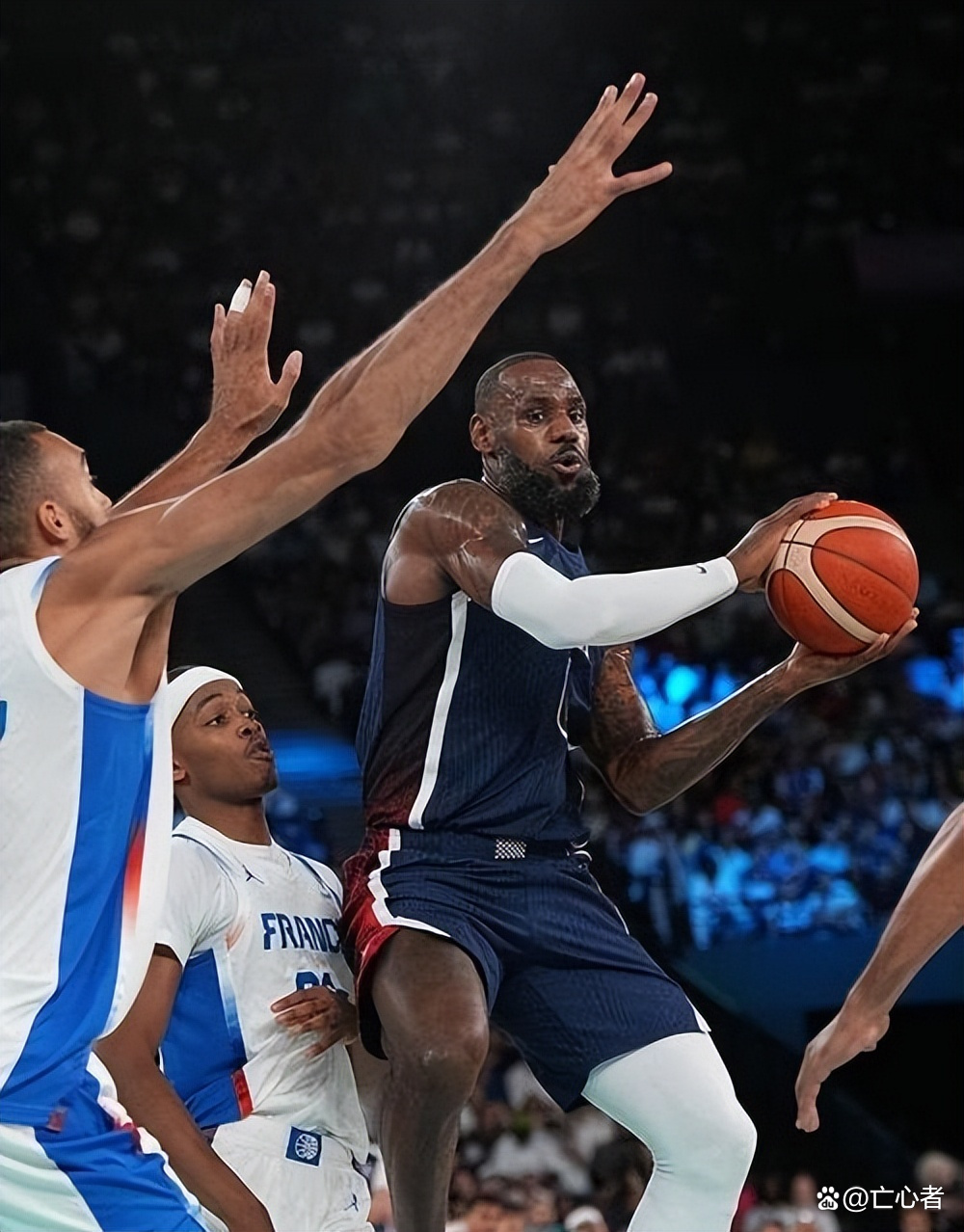 PG平台-关于勇士B队轻取篮网B队，西蒙斯统治全场的信息