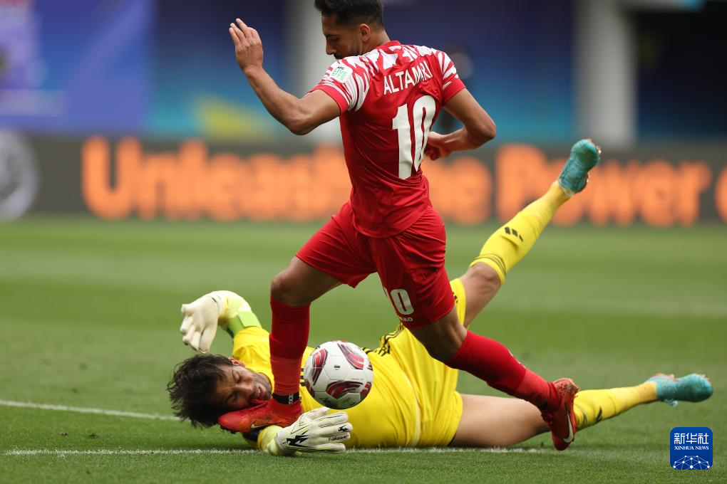 丹麦力克意大利，晋级亚洲杯