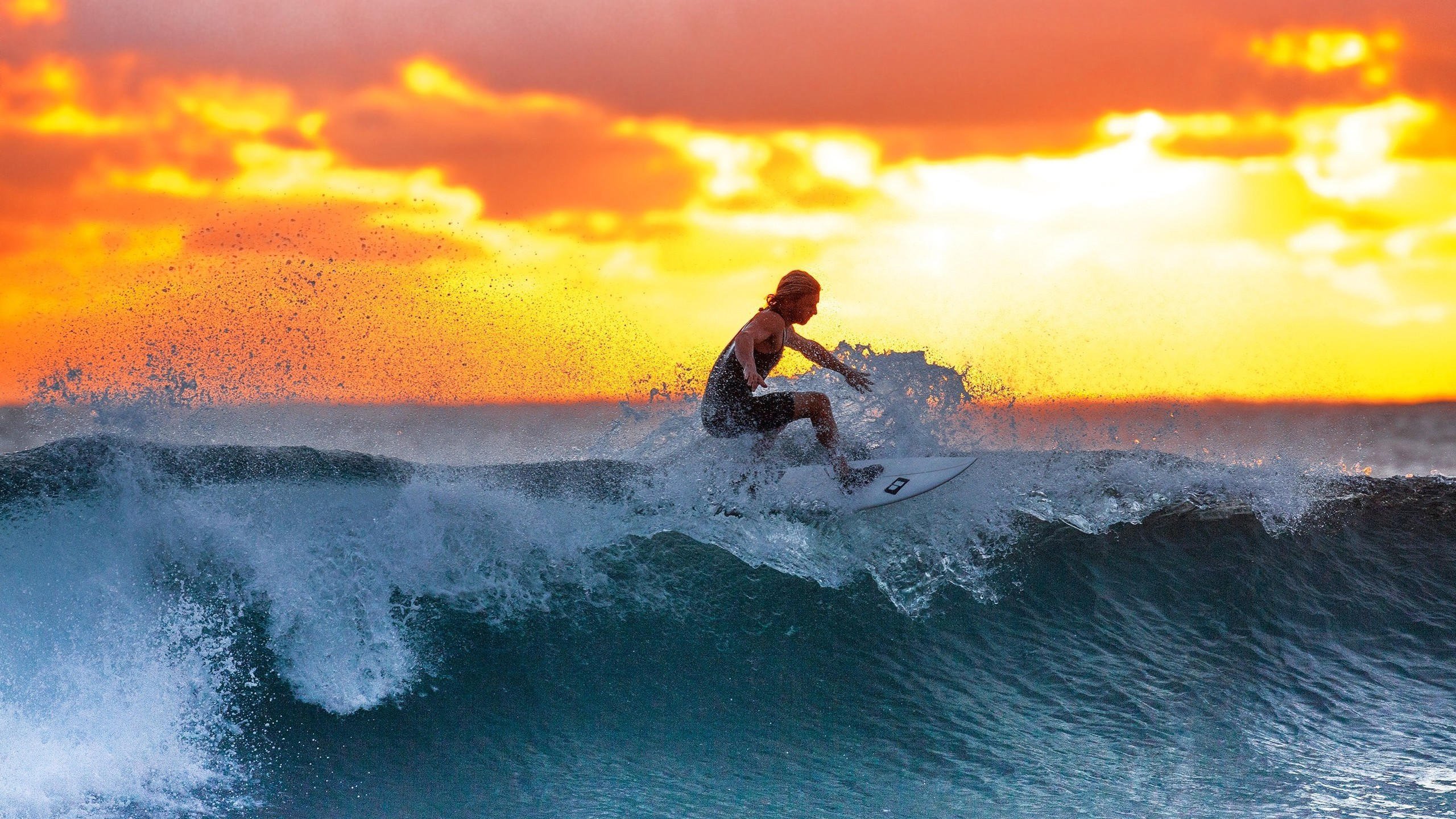 安菲尔德之夜，一秒钟的呼吸，与一座王座的易主—利物浦绝杀曼城，帕尔默的左脚写就英超新史诗